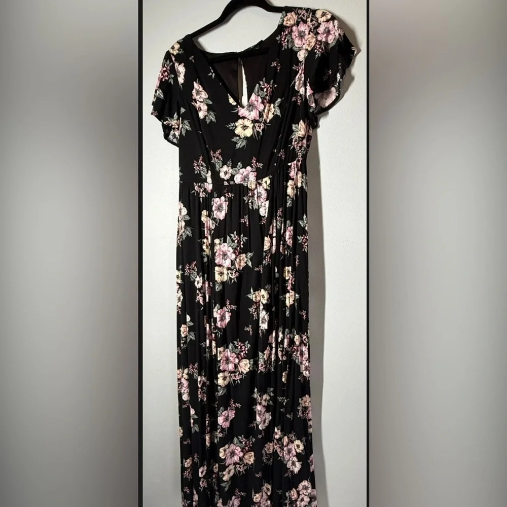 Torrid Womens Black Floral Challis Maxi Dress Feminine Boho Garden Party - Picture 2 of 3